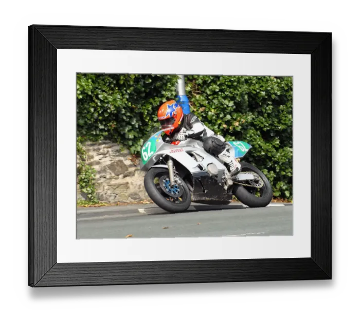Framed Print : Timmy Turtle (Yamaha) 2010 Ultra Lightweight Manx Grand Prix Framed Print : Timmy Turtle (Yamaha) 2010 Ultra Lightweight Manx Grand Prix