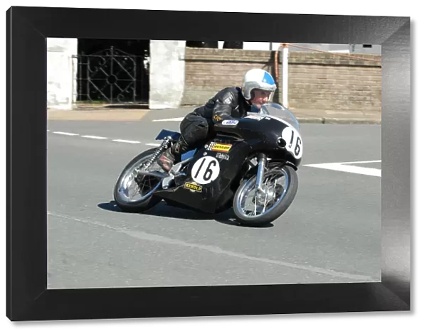 Mick Moreton (Seeley) 2010 Junior Classic Manx Grand Prix