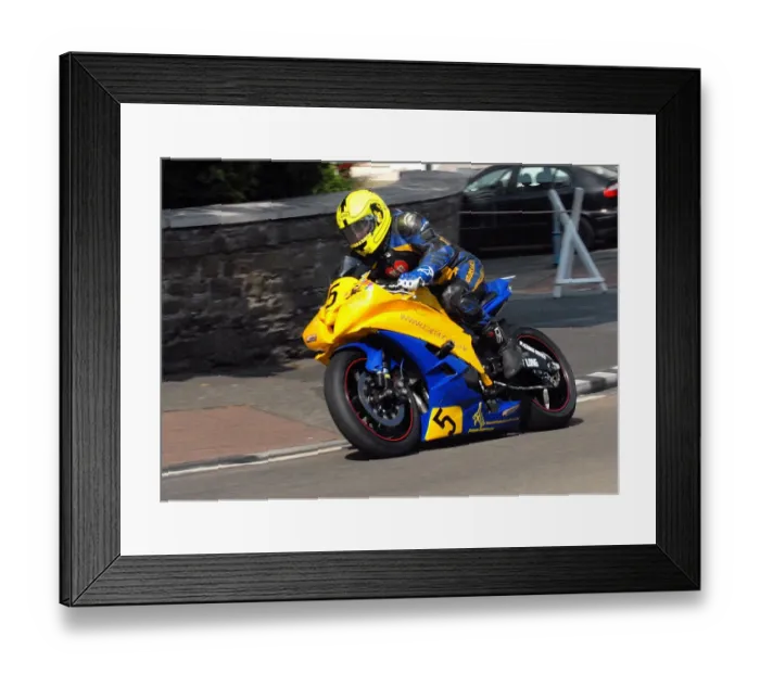 Framed Print : Steven Proctor (Yamaha) 2010 Senior Manx Grand Prix Framed Print : Steven Proctor (Yamaha) 2010 Senior Manx Grand Prix