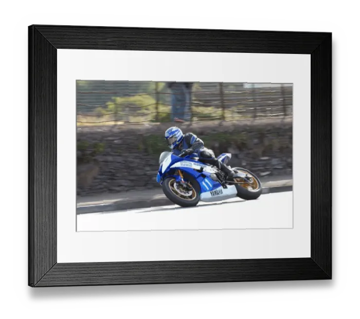 Framed Print : Wayne Humble (Yamaha) 2010 Junior Manx Grand Prix Framed Print : Wayne Humble (Yamaha) 2010 Junior Manx Grand Prix