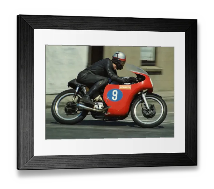 Framed Print : John Findlay (Norton) 1969 Junior TT Framed Print : John Findlay (Norton) 1969 Junior TT