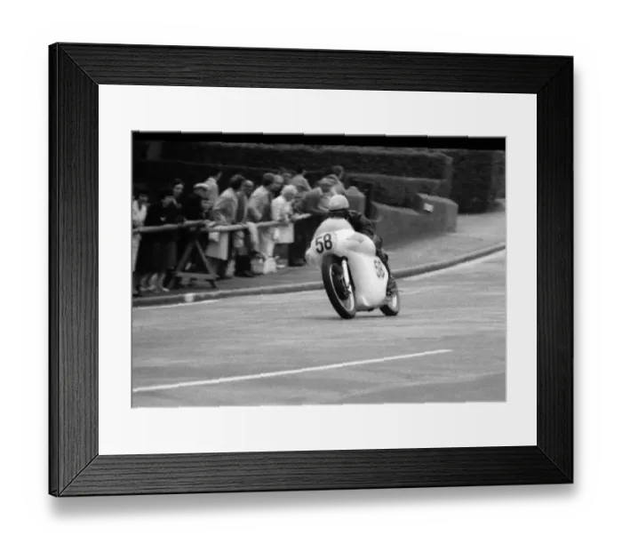 Framed Print : Dave Degens (Matchless) 1962 Senior Manx Gand Prix Framed Print : Dave Degens (Matchless) 1962 Senior Manx Gand Prix