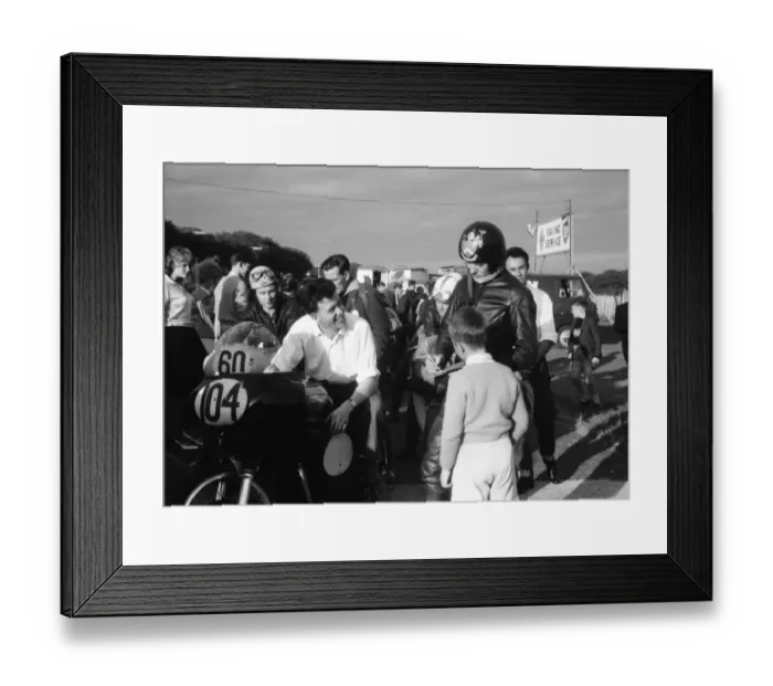 Framed Print : John Sear (Norton) 1962 Senior Manx Grand Prix Framed Print : John Sear (Norton) 1962 Senior Manx Grand Prix