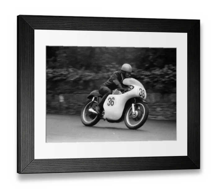 Framed Print : Dave Patrick (Matchless) 1962 Senior Manx Gand Prix Framed Print : Dave Patrick (Matchless) 1962 Senior Manx Gand Prix