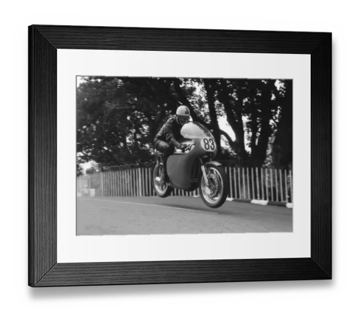 Framed Print : Joe Dunphy (Norton) 1962 Senior Manx Grand Prix Framed Print : Joe Dunphy (Norton) 1962 Senior Manx Grand Prix