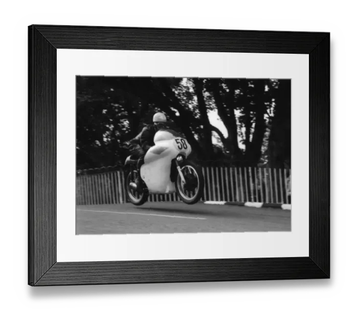 Framed Print : Dave Degens (Matchless) 1962 Senior Manx Grand Prix Framed Print : Dave Degens (Matchless) 1962 Senior Manx Grand Prix