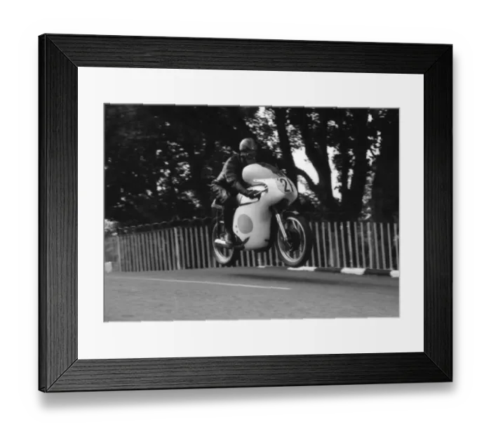 Framed Print : Rex Butcher (Norton) 1962 Senior Manx Grand Prix Framed Print : Rex Butcher (Norton) 1962 Senior Manx Grand Prix