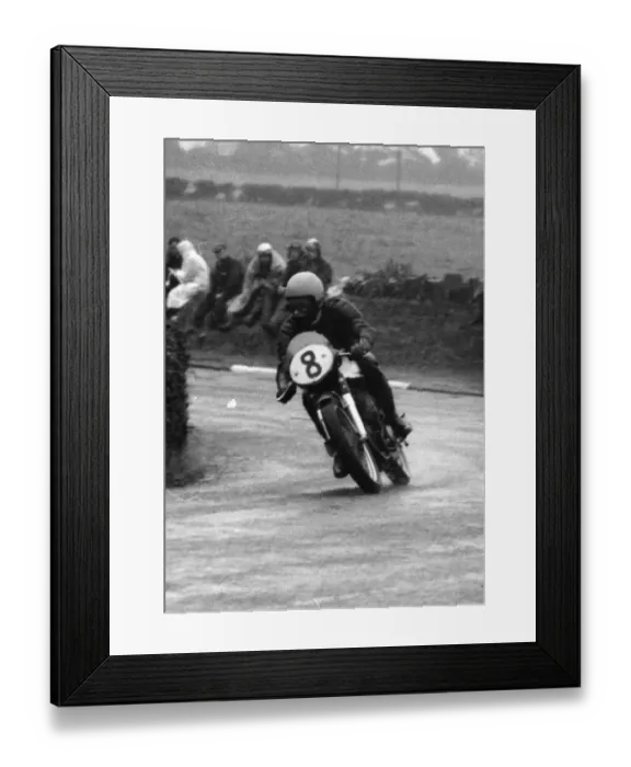 Framed Print : Bill Siddles (Norton) 1961 Junior Manx Grand Prix Framed Print : Bill Siddles (Norton) 1961 Junior Manx Grand Prix