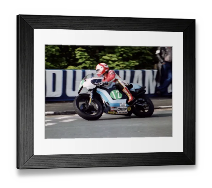 Framed Print : Steve Tonkin (Pratt Cotton) 1980 Junior TT Framed Print : Steve Tonkin (Pratt Cotton) 1980 Junior TT