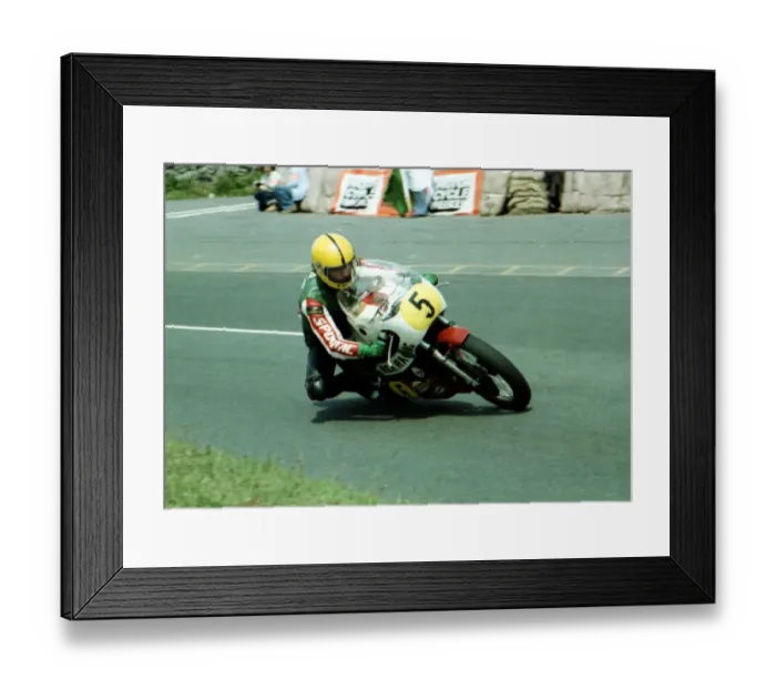 Framed Print : Joey Dunlop (Yamaha) 1980 Senior TT Framed Print : Joey Dunlop (Yamaha) 1980 Senior TT