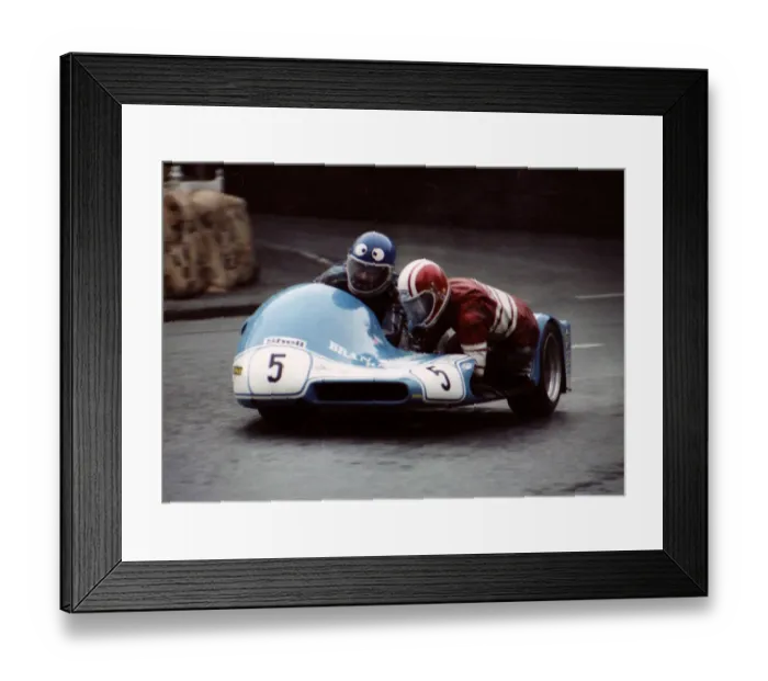 Framed Print : Nigel Rollason & Dave Homer (Barton Phoenix) 1980 Sidecar TT Framed Print : Nigel Rollason & Dave Homer (Barton Phoenix) 1980 Sidecar TT