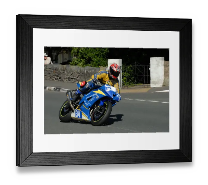Framed Print : Paul Smyth (Yamaha) 2010 Junior Manx Grand Prix Framed Print : Paul Smyth (Yamaha) 2010 Junior Manx Grand Prix