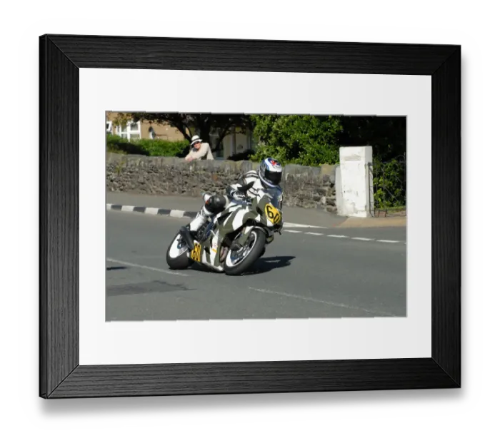 Framed Print : Jamie Adam (Suzuki) 2010 Senior Manx Grand Prix Framed Print : Jamie Adam (Suzuki) 2010 Senior Manx Grand Prix