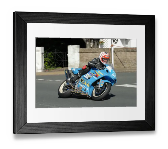 Framed Print : Anthony Redmond (Suzuki) 2010 Junior Manx Grand Prix Framed Print : Anthony Redmond (Suzuki) 2010 Junior Manx Grand Prix