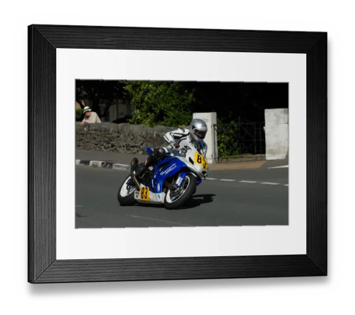 Framed Print : Adrian Kershaw (Suzuki) 2010 Senior Manx Grand Prix Framed Print : Adrian Kershaw (Suzuki) 2010 Senior Manx Grand Prix