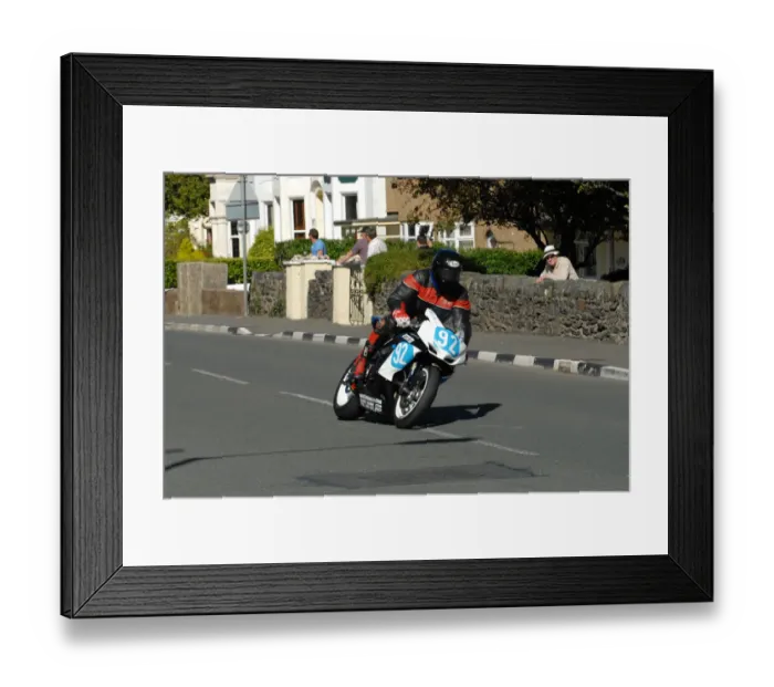 Framed Print : John Quail (Suzuki) 2010 Junior Manx Grand Prix Framed Print : John Quail (Suzuki) 2010 Junior Manx Grand Prix