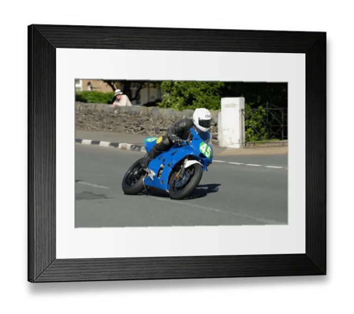 Framed Print : John Byatt (Honda) 2010 Ultra Lightweight Manx Grand Prix Framed Print : John Byatt (Honda) 2010 Ultra Lightweight Manx Grand Prix