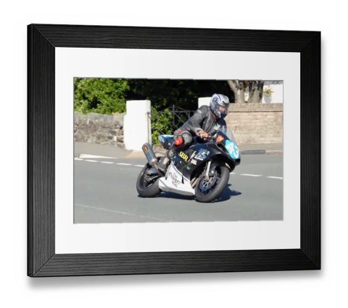 Framed Print : Mike Noble (Suzuki) 2010 Junior Manx Grand Prix Framed Print : Mike Noble (Suzuki) 2010 Junior Manx Grand Prix