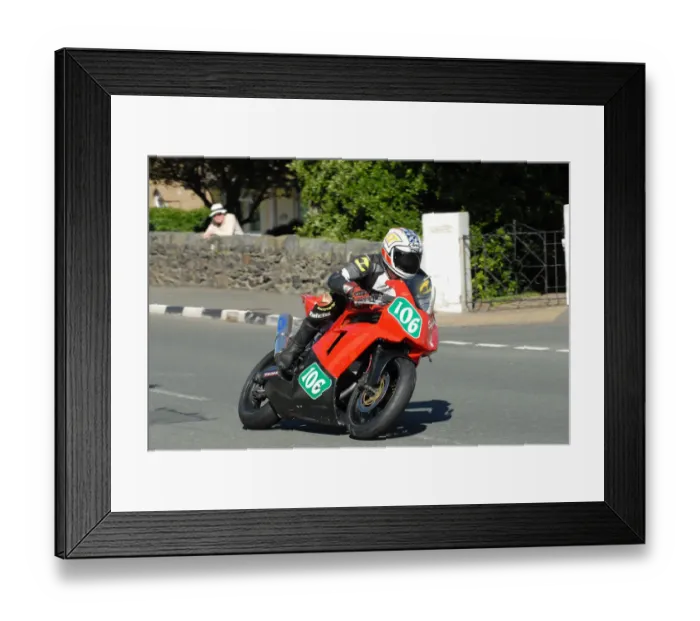 Framed Print : Paul Baleta (Suzuki) 2010 Ultra Lightweight Manx Grand Prix Framed Print : Paul Baleta (Suzuki) 2010 Ultra Lightweight Manx Grand Prix