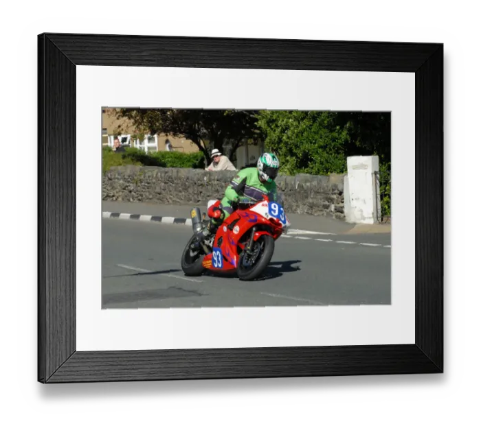 Framed Print : Dave Clarke (Yamaha) 2010 Junior Manx Grand Prix Framed Print : Dave Clarke (Yamaha) 2010 Junior Manx Grand Prix