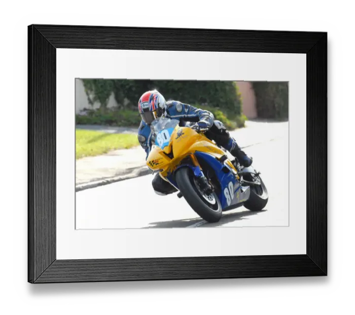 Framed Print : Steven Blackney (Yamaha) 2010 Junior Manx Grand Prix Framed Print : Steven Blackney (Yamaha) 2010 Junior Manx Grand Prix