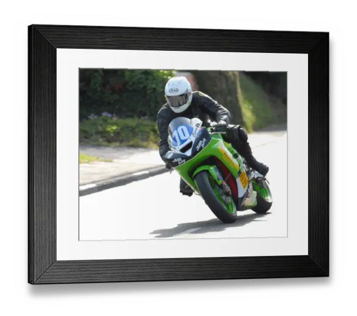 Framed Print : Stephen Carr (Kawasaki) 2010 Junior Manx Grand Prix Framed Print : Stephen Carr (Kawasaki) 2010 Junior Manx Grand Prix