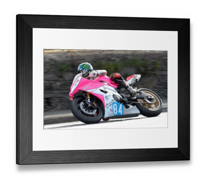 Framed Print : Tommaso Totti (Yamaha) 2010 Junior Manx Grand Prix Framed Print : Tommaso Totti (Yamaha) 2010 Junior Manx Grand Prix