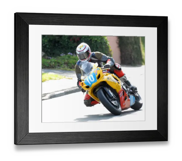 Framed Print : Ivan Lintin (Suzuki) 2010 Junior Manx Grand Prix Framed Print : Ivan Lintin (Suzuki) 2010 Junior Manx Grand Prix