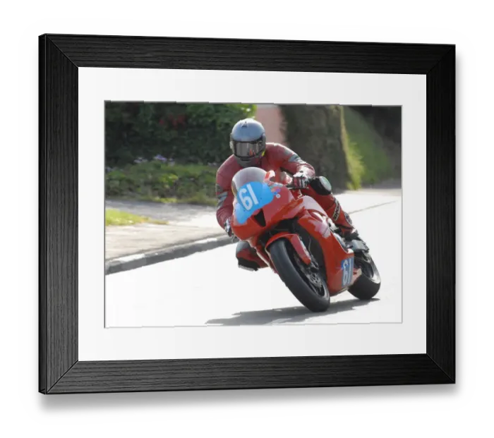 Framed Print : Iain Hill (Honda) 2010 Junior Manx Grand Prix Framed Print : Iain Hill (Honda) 2010 Junior Manx Grand Prix
