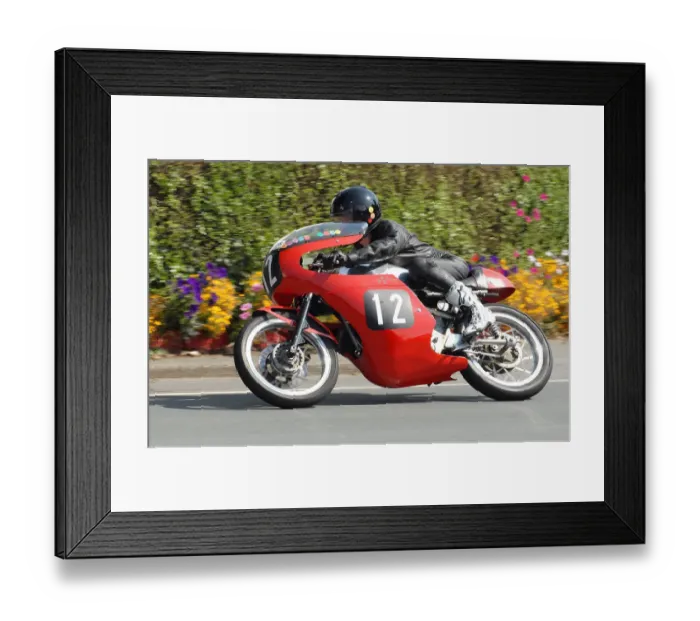 Framed Print : Bob Millinship (Ducati Seeley) 2010 Senior Classic TT Framed Print : Bob Millinship (Ducati Seeley) 2010 Senior Classic TT