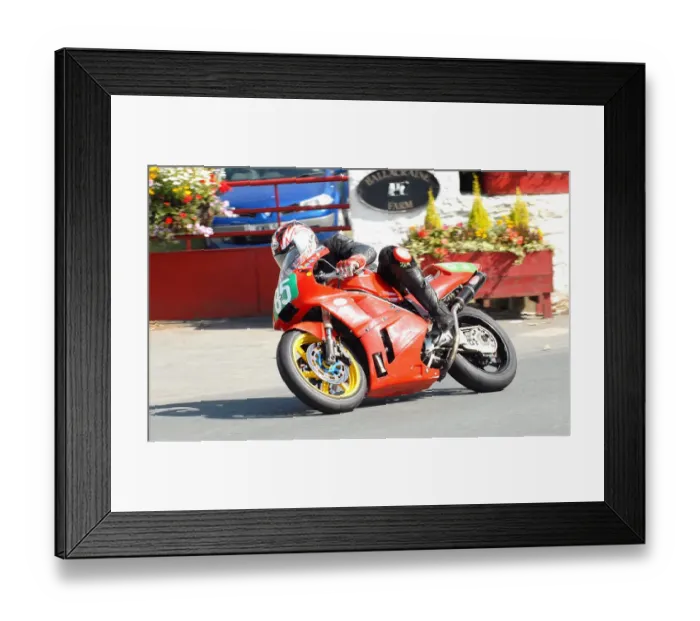 Framed Print : Mark Parbury (Honda) 2010 Ultra Lightweight Manx Grand Peix Framed Print : Mark Parbury (Honda) 2010 Ultra Lightweight Manx Grand Peix