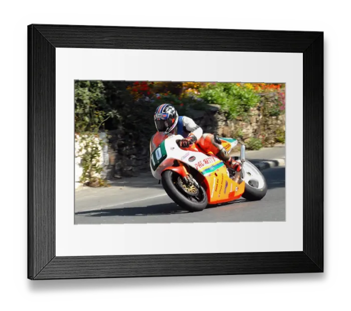 Framed Print : Dean Martin (Honda) 2010 Lightweight Manx Grand Prix Framed Print : Dean Martin (Honda) 2010 Lightweight Manx Grand Prix