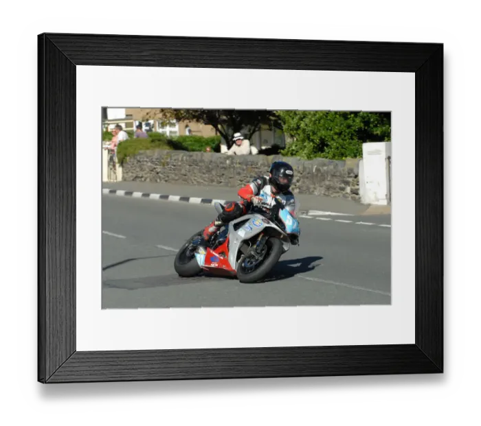 Framed Print : Paddy Woodside (Suzuki) 2010 Junior Manx Grand Prix Framed Print : Paddy Woodside (Suzuki) 2010 Junior Manx Grand Prix