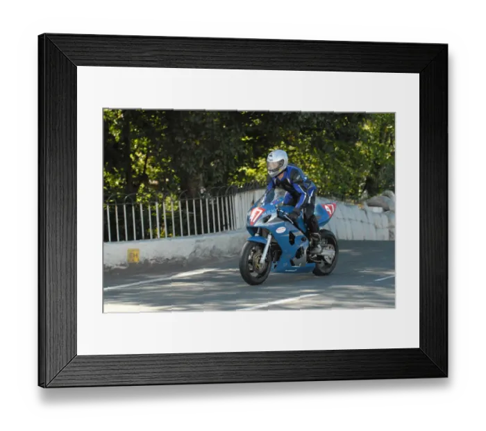 Framed Print : Jono Yardley (Suzuki) 2010 Newcomers Manx Grand Prix Framed Print : Jono Yardley (Suzuki) 2010 Newcomers Manx Grand Prix