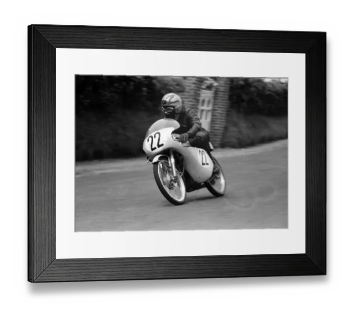 Framed Print : Allen Hutchings (Honda) 1964 50cc TT Framed Print : Allen Hutchings (Honda) 1964 50cc TT