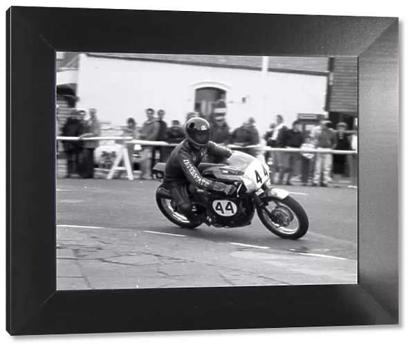 Andy Reynolds (Velocette) 1985 Senior Classic Manx Grand Prix