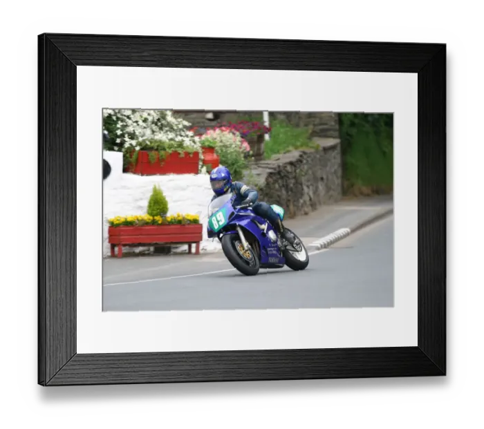 Framed Print : Andy Reynolds (Kawasaki) 2004 Ultra Lightweight TT Framed Print : Andy Reynolds (Kawasaki) 2004 Ultra Lightweight TT