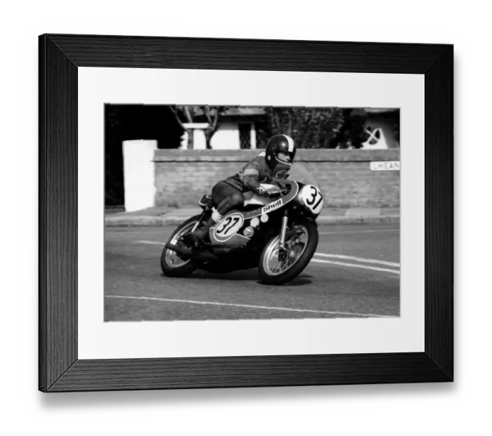 Framed Print : Ron Mellor (Yamaha) 1977 Junior Manx Grand Prix Framed Print : Ron Mellor (Yamaha) 1977 Junior Manx Grand Prix