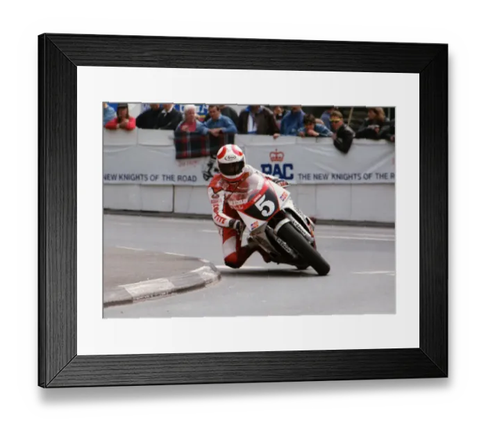 Framed Print : Brian Reid (Yamaha) 1992 Supersport 400 TT Framed Print : Brian Reid (Yamaha) 1992 Supersport 400 TT