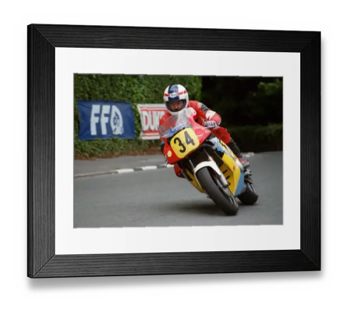 Framed Print : David Montgomery (Yamaha) 1994 Supersport 600 TT Framed Print : David Montgomery (Yamaha) 1994 Supersport 600 TT