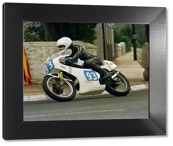 Keith Edwards (Yamaha) 1987 Junior Manx Grand Prix