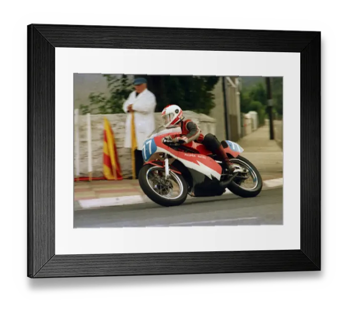 Framed Print : Ian Tunstall (Yamaha) 1987 Junior Manx Grand Prix Framed Print : Ian Tunstall (Yamaha) 1987 Junior Manx Grand Prix