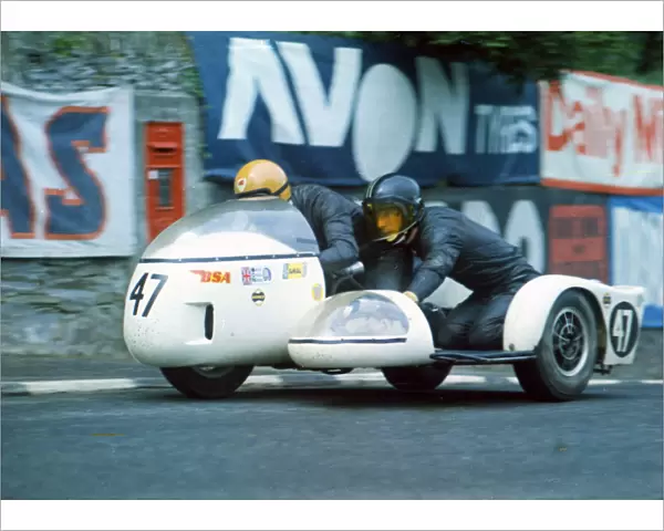 Mick Whitton & Nick Haslam (BSA) 1971 500 Sidecar TT