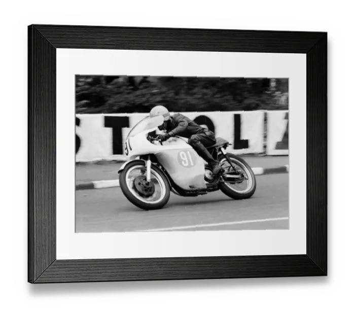Framed Print : Clive Brown (Norton) 1966 Junior Manx Grand Prix Framed Print : Clive Brown (Norton) 1966 Junior Manx Grand Prix