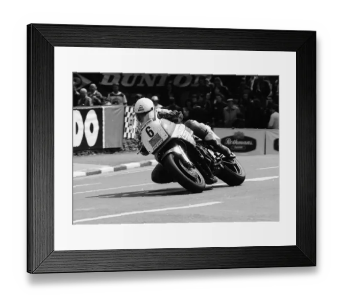 Framed Print : Steve Parrish (Yamaha) 1986 Formula One TT Framed Print : Steve Parrish (Yamaha) 1986 Formula One TT