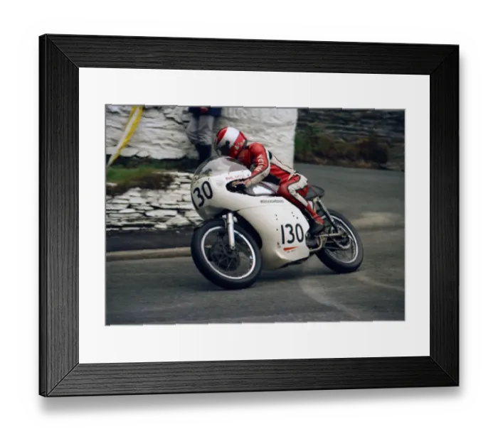 Framed Print : Phil Moss (Norton) 1987 Classic Manx Grand Prix Framed Print : Phil Moss (Norton) 1987 Classic Manx Grand Prix