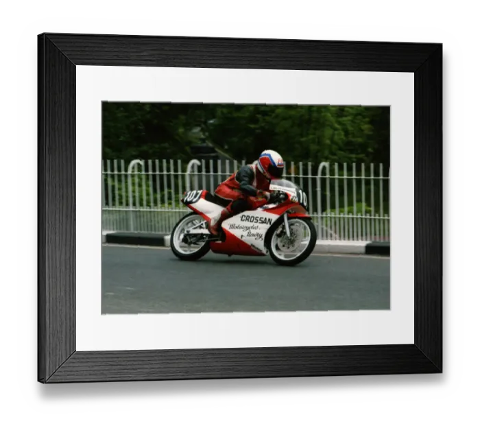 Framed Print : Melvin Richardson (Honda) 1991 Ultra Lightweight TT Framed Print : Melvin Richardson (Honda) 1991 Ultra Lightweight TT