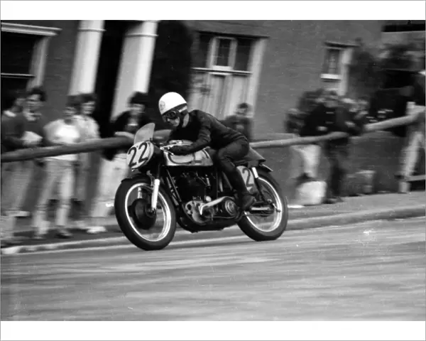 John Chapman (Norton  /  BSA) 1961 Senior Manx Grand Prix