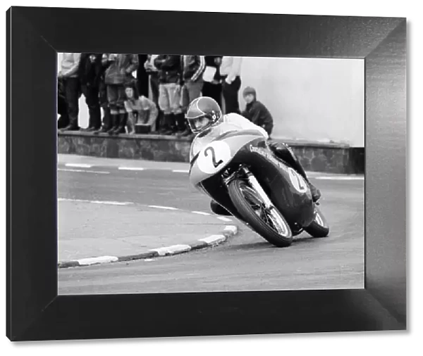 Phil Nicholls (Norton) 1975 Senior Manx Grand Prix