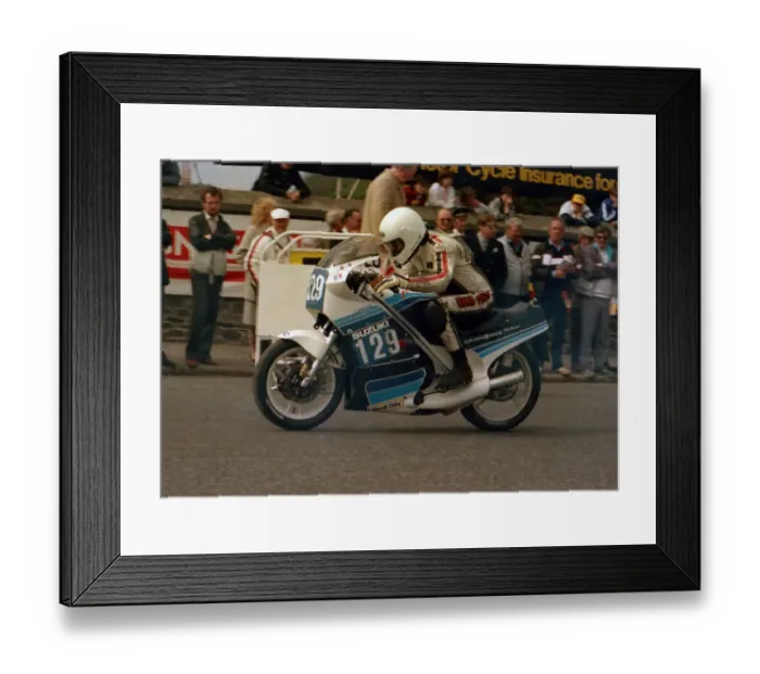 Framed Print : John Smyth (Suzuki) 1986 Production D TT Framed Print : John Smyth (Suzuki) 1986 Production D TT
